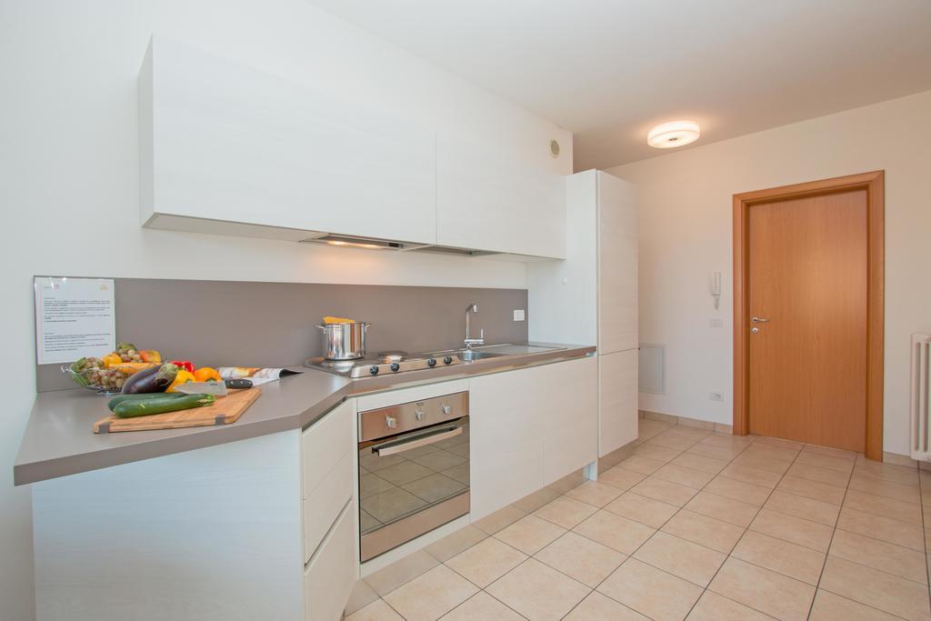 Benacus E4 Apartment By Wonderful Italy Sirmione Exteriör bild