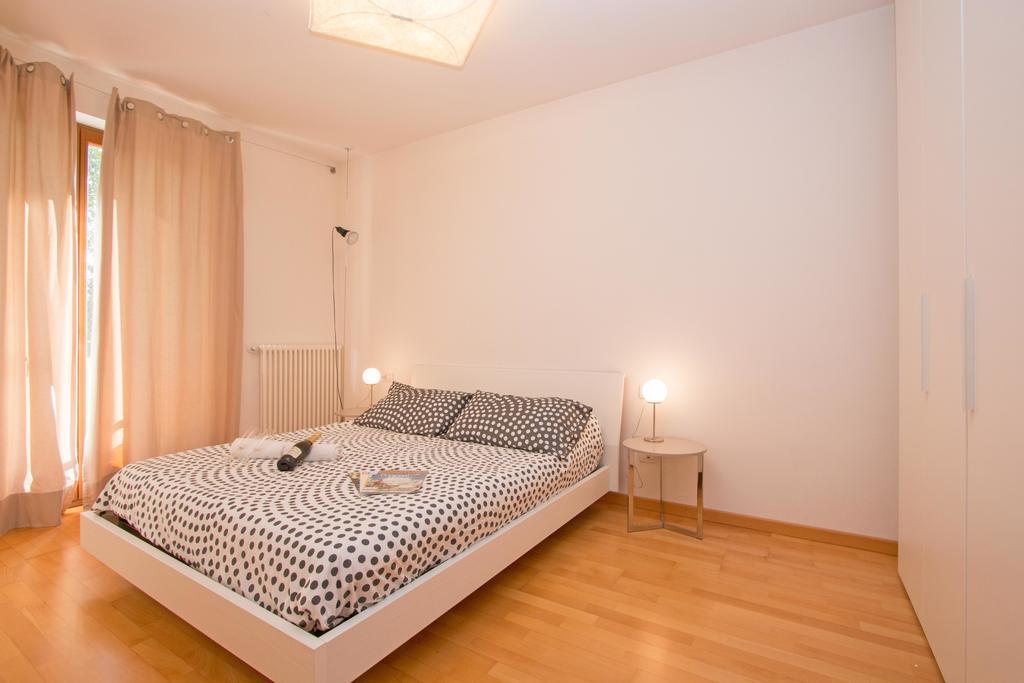 Benacus E4 Apartment By Wonderful Italy Sirmione Exteriör bild